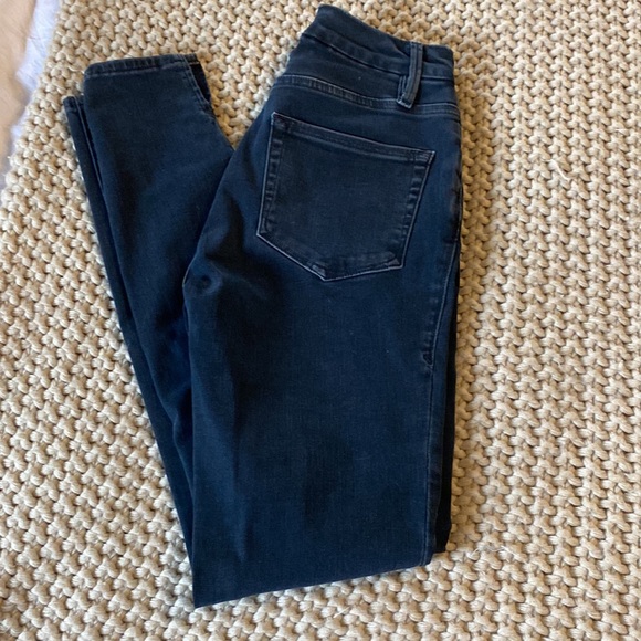 New without tags.good American. Size 25 - Picture 3 of 4